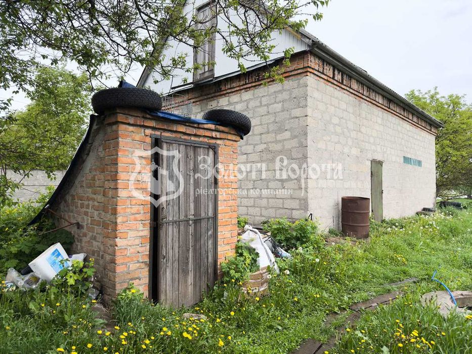 Будинок 1 поверх, 4 кімнати. Ділянка — 26 соток. Під ремонт. Бориспіль