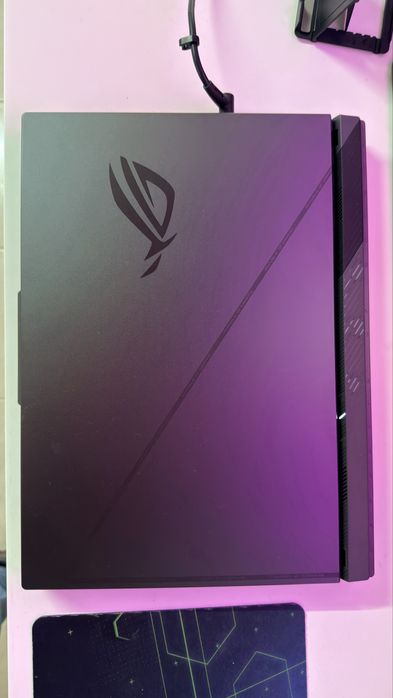 Asus rog strix i7 13650hx rtx 4060-8gb 32 gb ram 2.500 tb ssd
