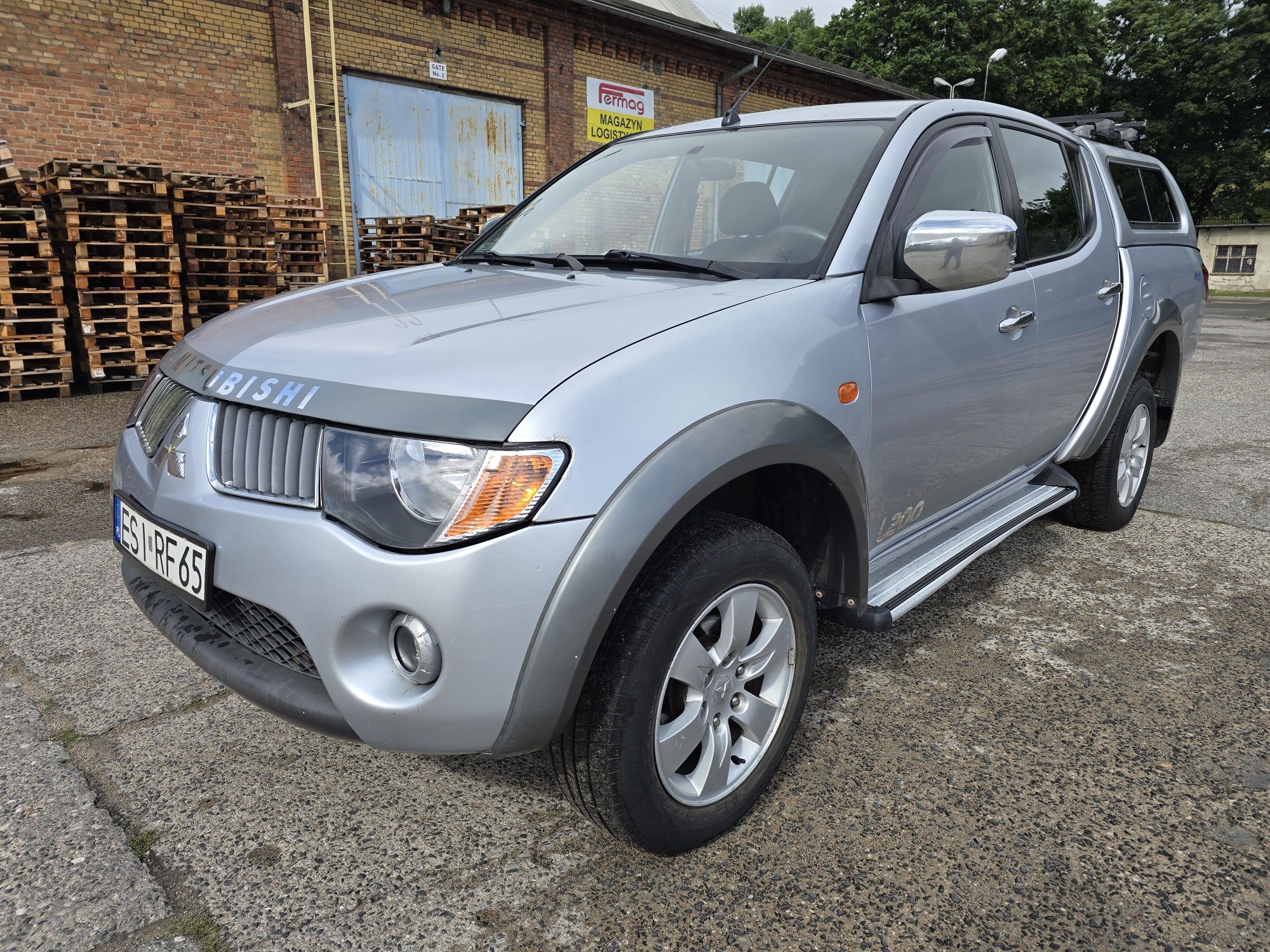 Mitsubishi L200 2.5 did 2007r 4x4 hilux Navara Pathfinder