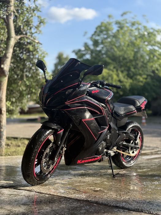 Мотоцикл Kawasaki EX 650