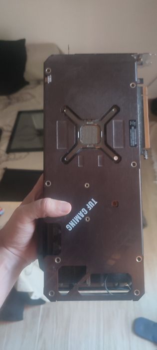 Radeon 6800 xT asus TuF