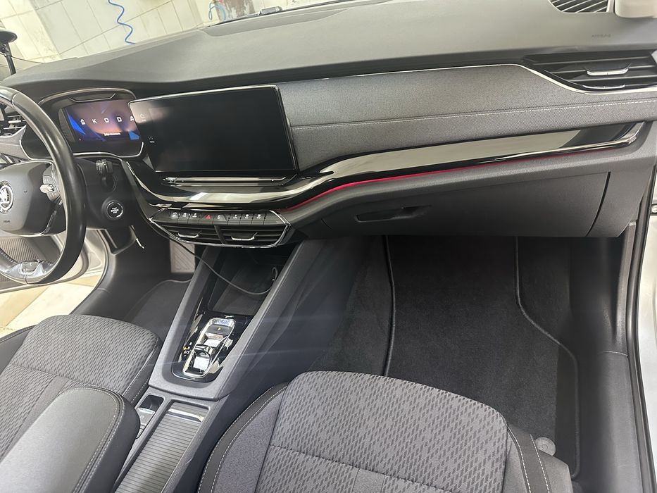 Автомобіль шкода Октавія А8