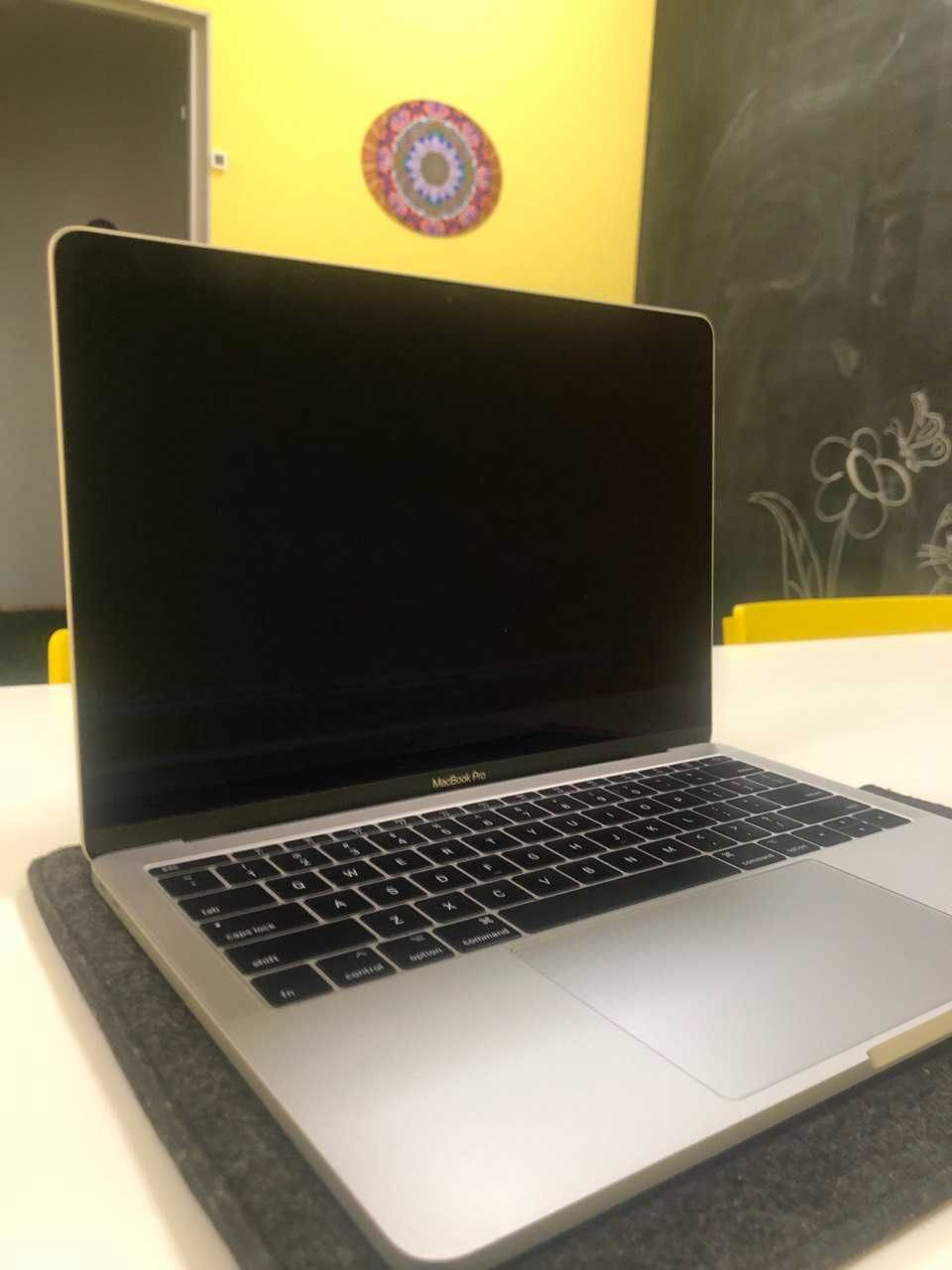 Apple MacBook Pro 13 Silver MLUQ2 (2016)