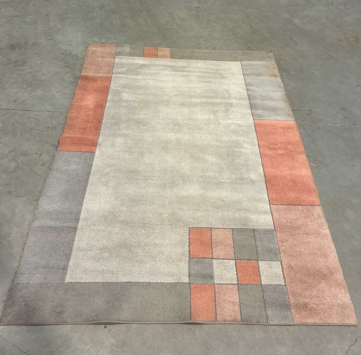 Carpete Premium Cinzento e Salmão	- Qtd. 1 Und.