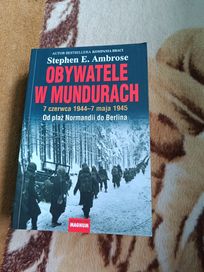 Obywatele w mundurach