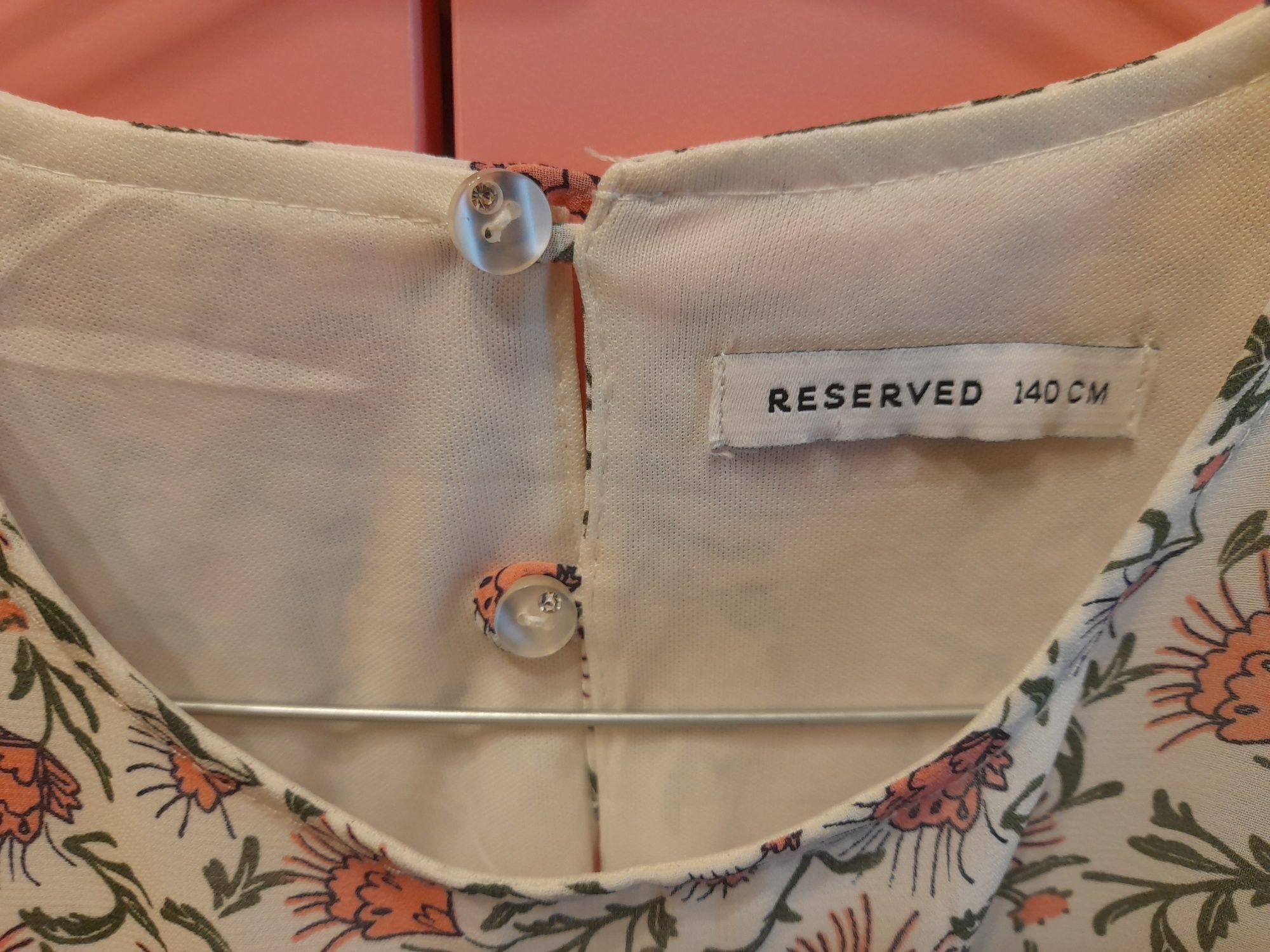 Sukienka Reserved 140