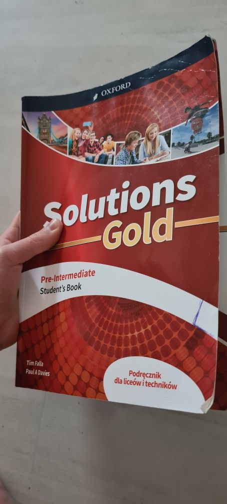 Podręcznik do języka angielskiego Solutions Gold