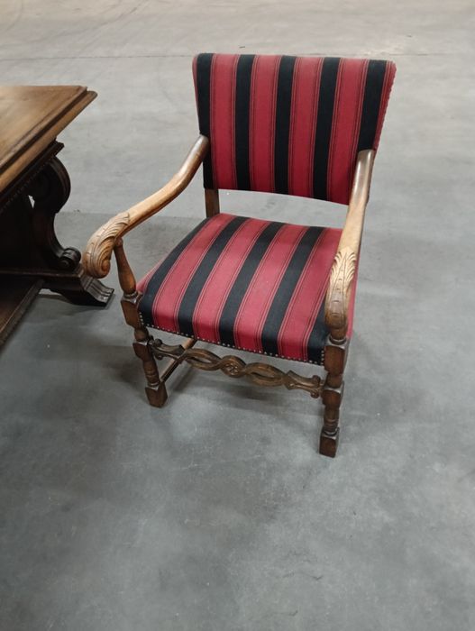 Antyczne bogato zdobione gabinetowe biurko drewno