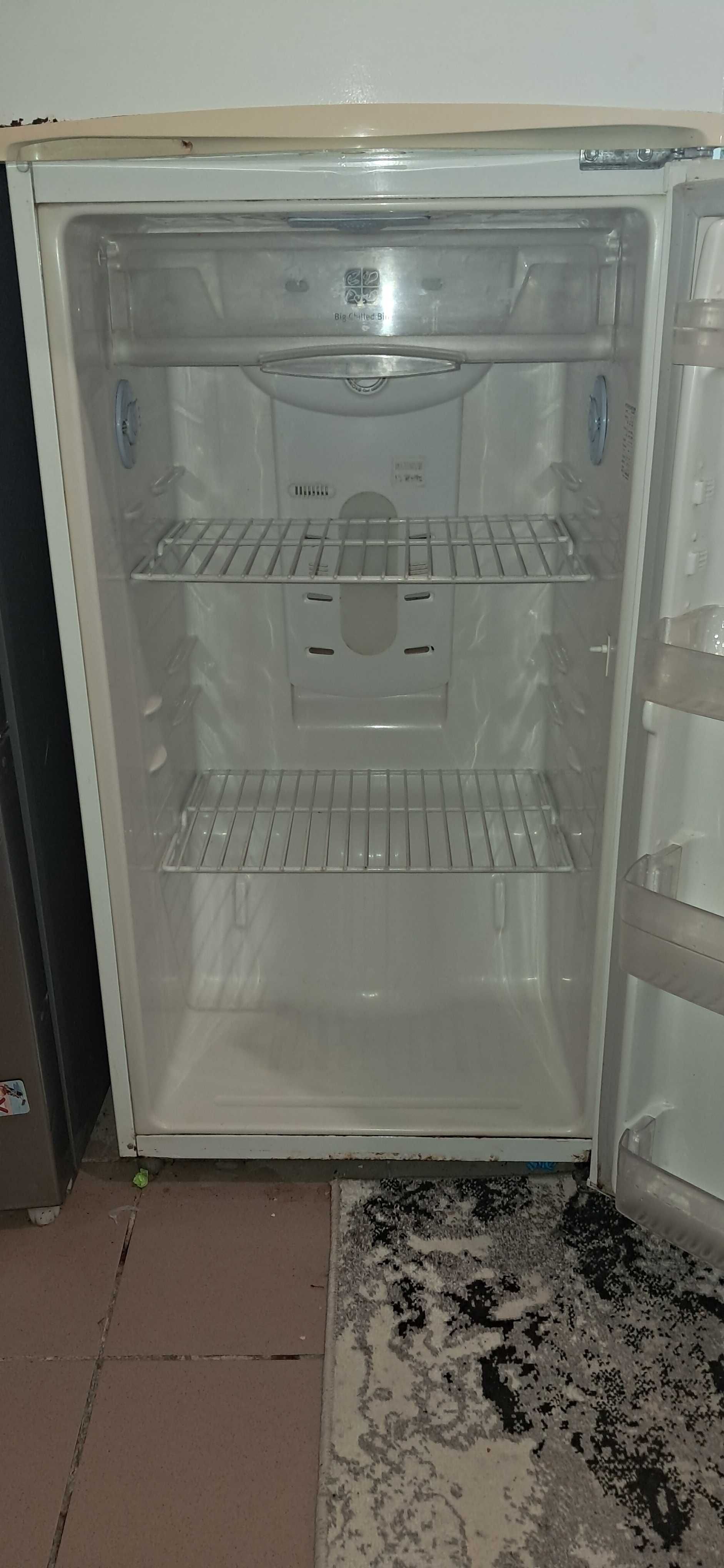 Продам холодильник Samsung