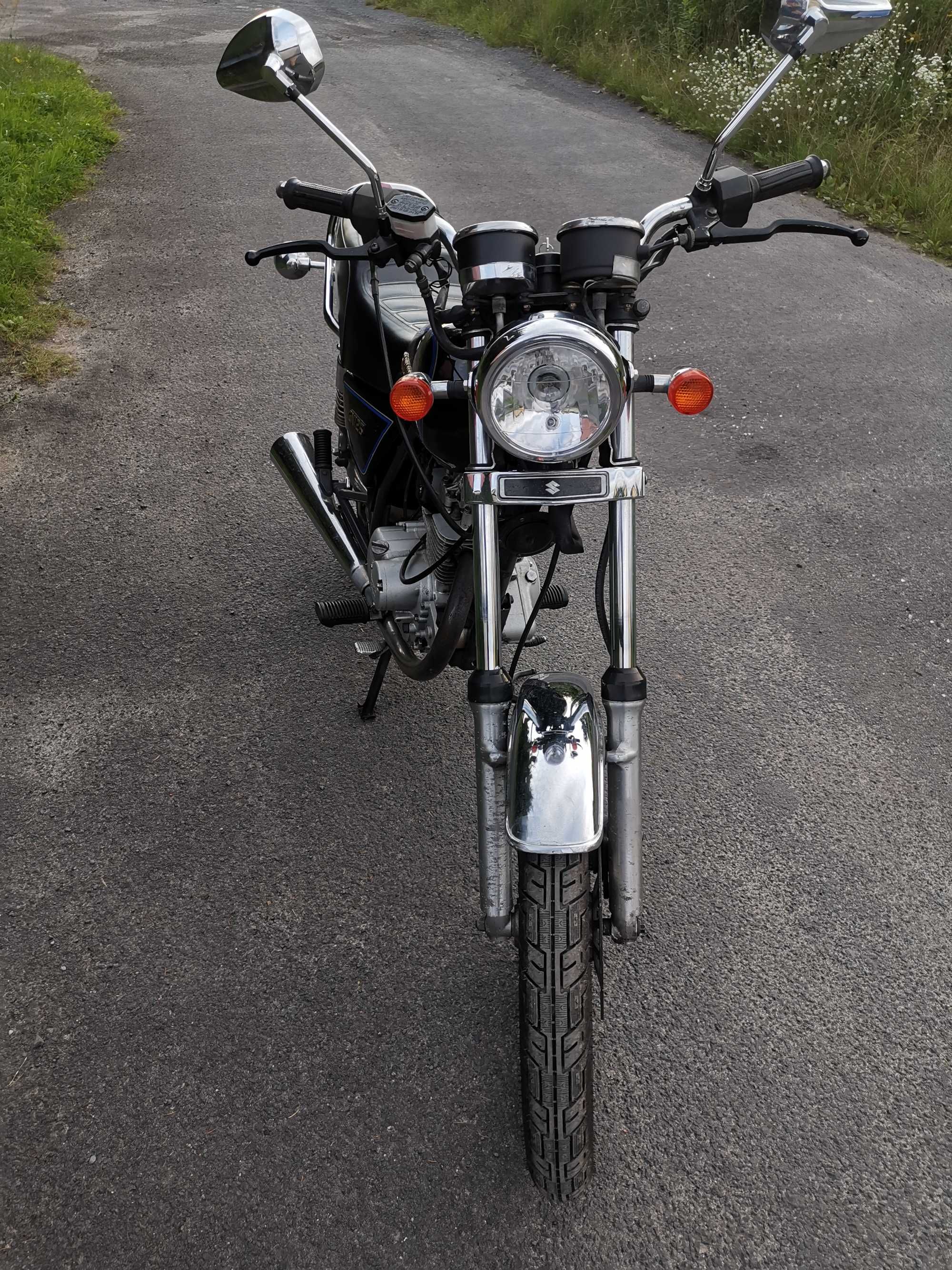 Motor Suzuki gn 125