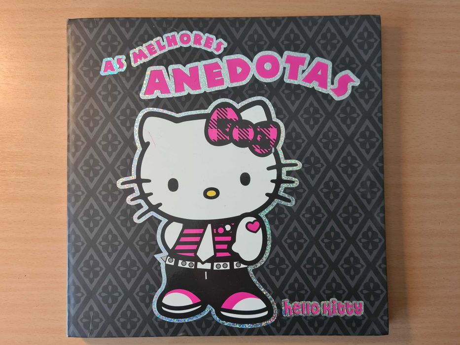 Livro infantil "As Melhores Anedotas de Hello Kitty"