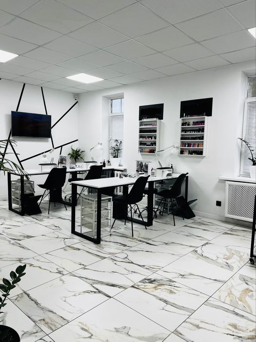 Оренда  продаж салон краси студія манікюру Нивки