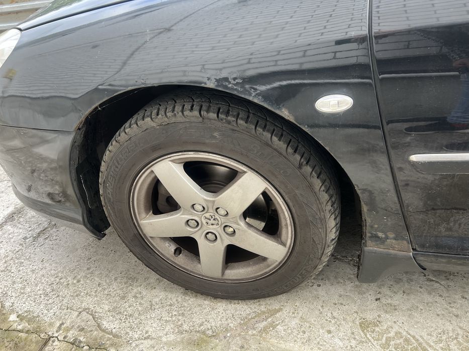 Продаю Унверсалів Peugeot 407