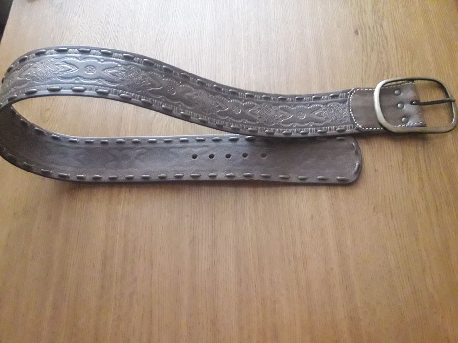 Жіночий шкіряний ремінь