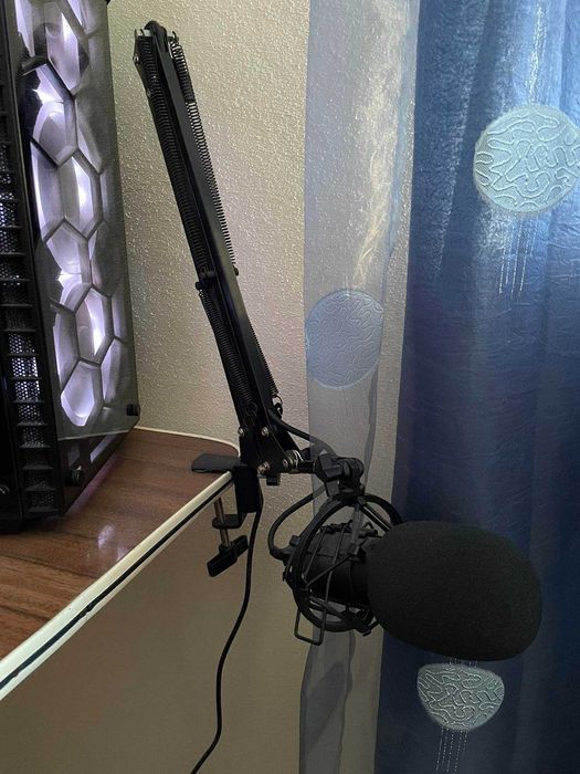 Microfone Trust Emita GXT252+ STREAMING