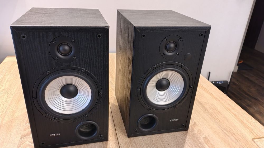 Kolumny głośnikowe aktywne Edifier R2600