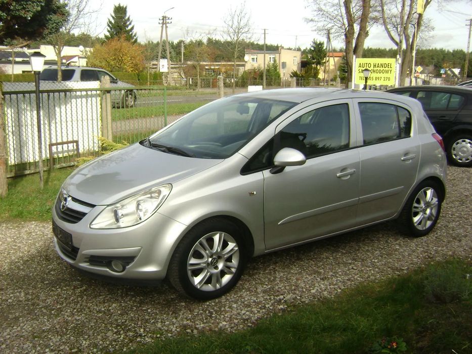 Opel Corsa Sprowadzony,Benzyna