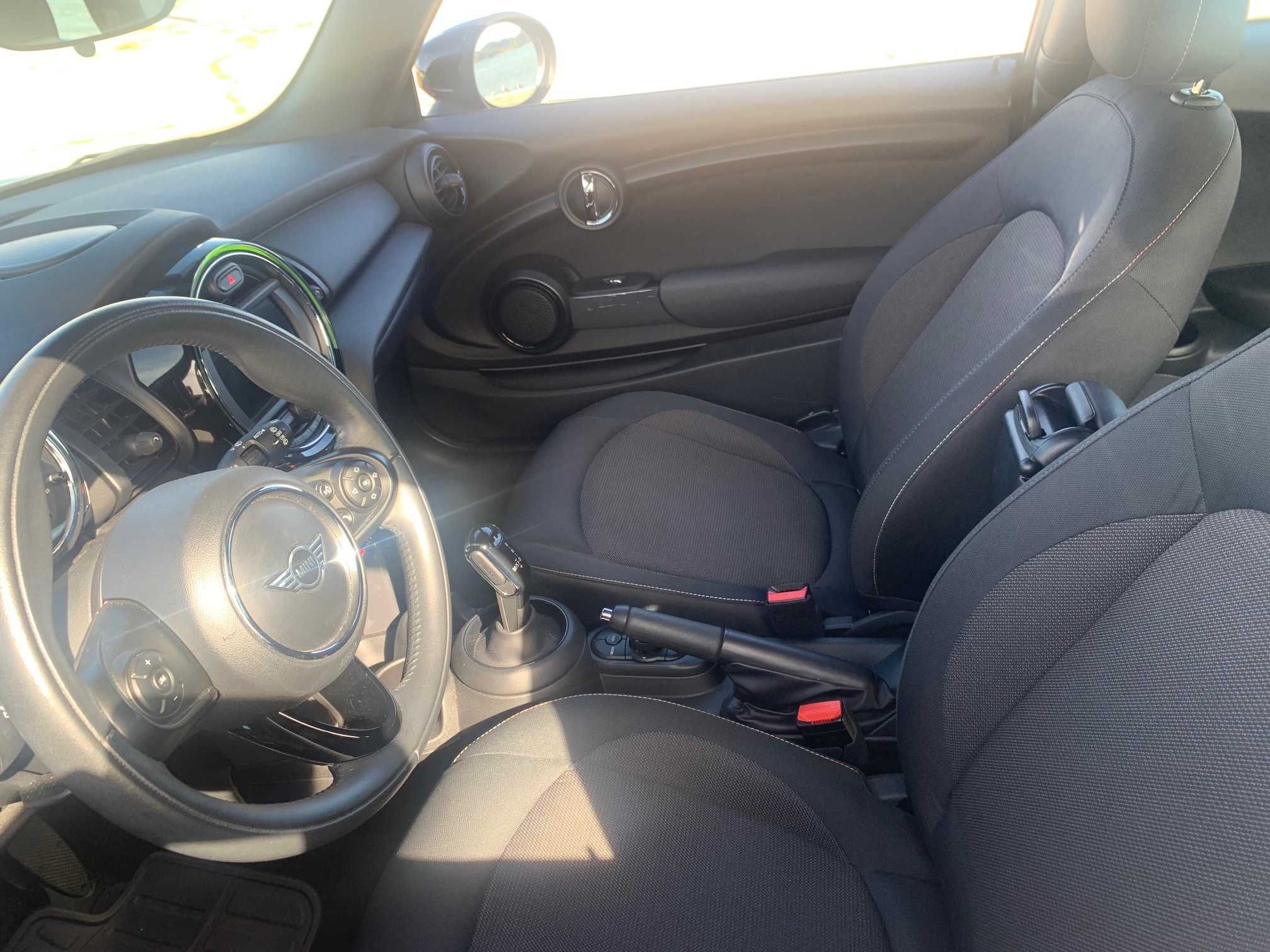 Mini One 1.5 caixa automatica