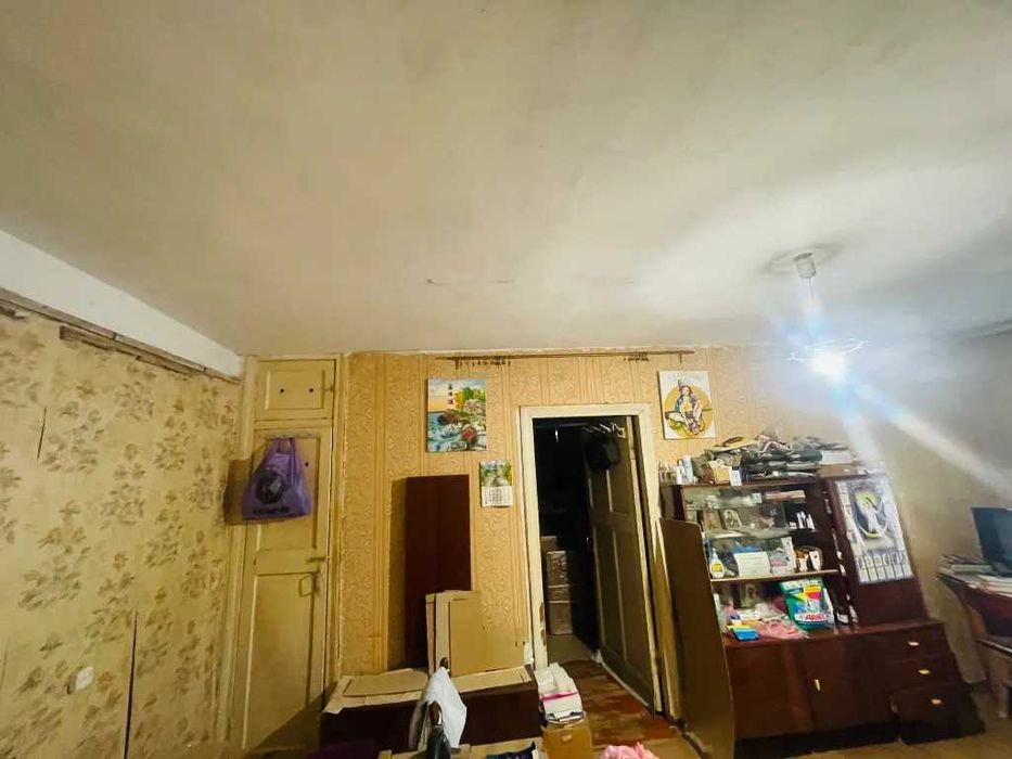 Продам бюджетную 2 комнатную р-н Солнечный