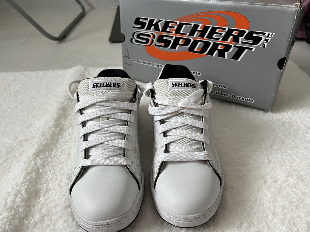 Скейтера, Коросівки SKECHERS 40 р