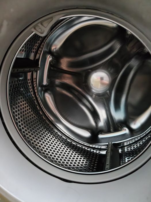 Продам пральну машину Zanussi