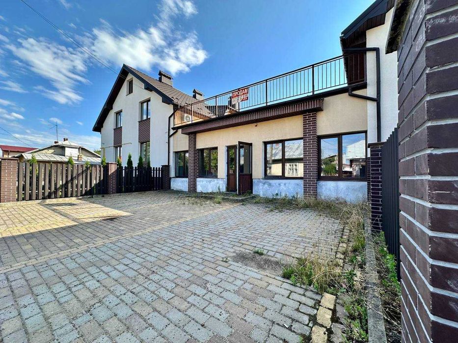 Продається комерційне приміщення 122м.Кв