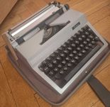 ERIKA Mod.30 - Niemiecka MASZYNA do pisania -  WARSZAWA MOKOTÓW
