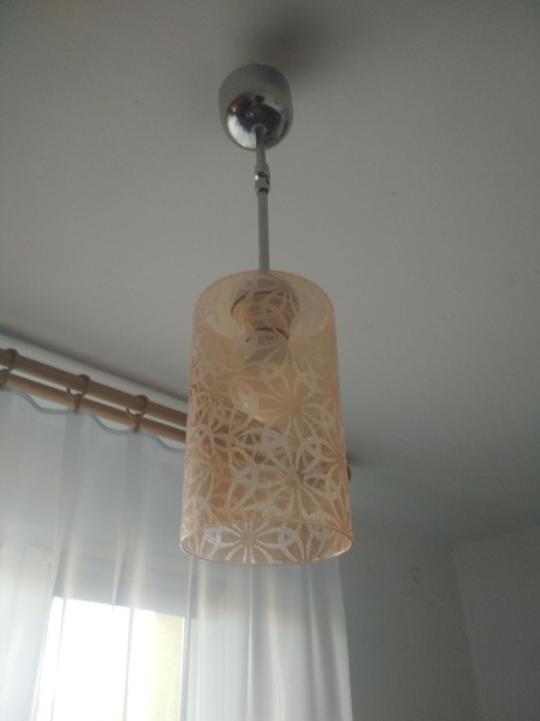 Sprzedam lampę sufitową