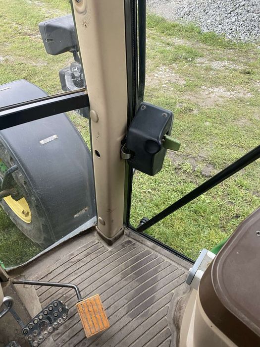 Продам трактор додір