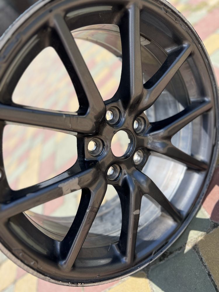 Диск r18 Tesla 3