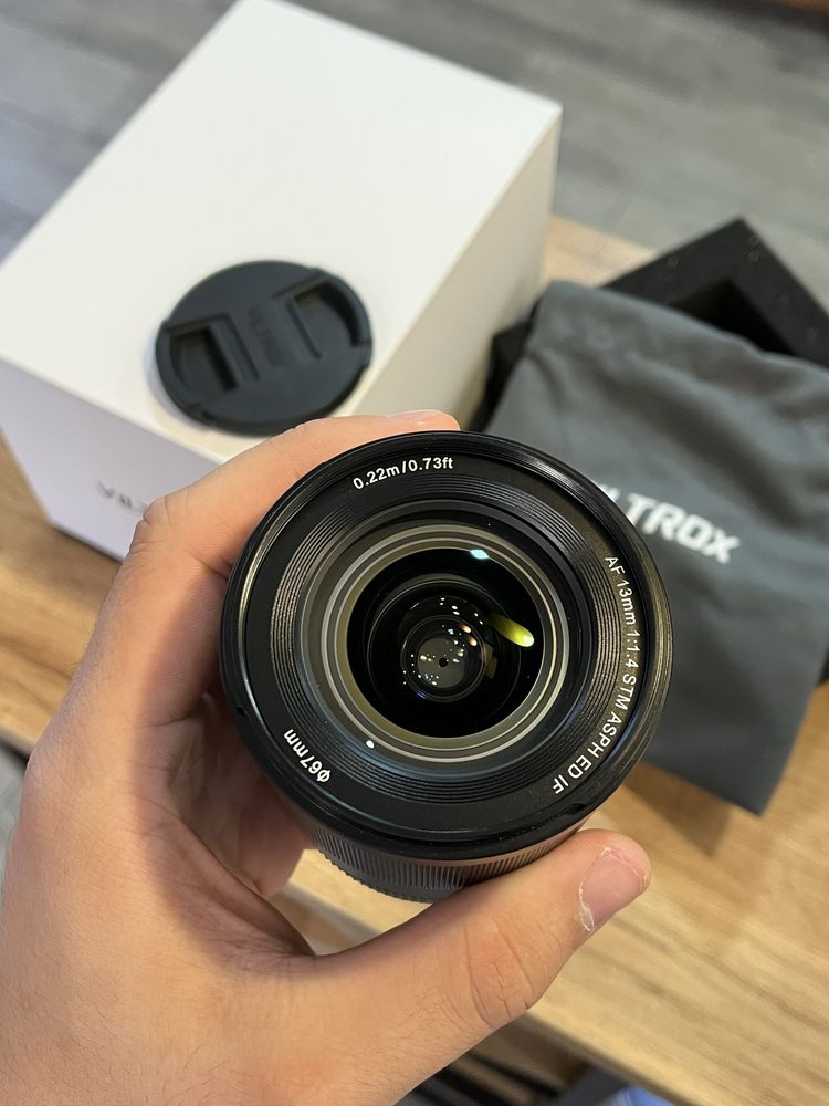 Обʼєктив Viltrox AF 13mm f/1.4 для Sony E Mount