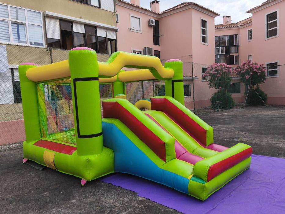 Aluguer de insufláveis