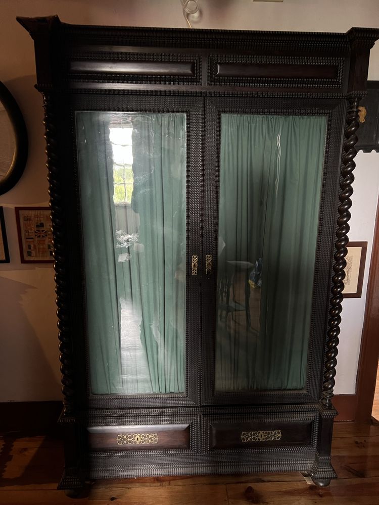Estante pau preto