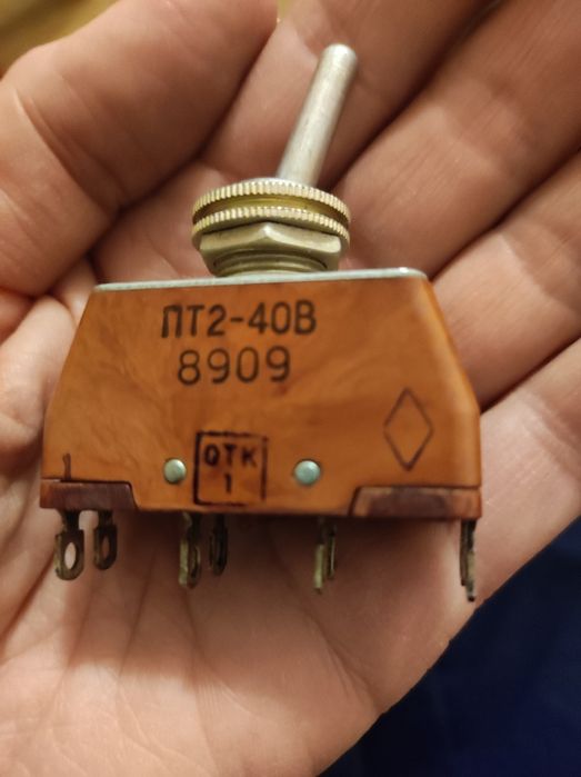 Перемикач ПТ2-40В і ПТ9-2В