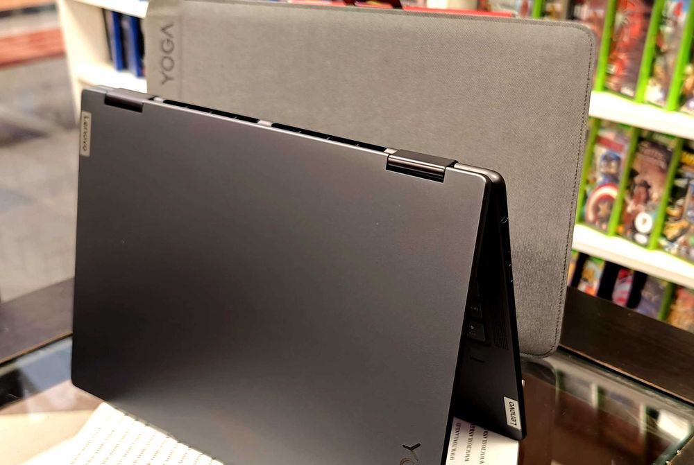 Lenovo Yoga 7 2-in-1 14IML9 Core Ultra 5 OLED 16GB 512GB Touch Win11