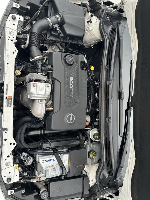 Opel Astra j автомобіль в чудовому стані