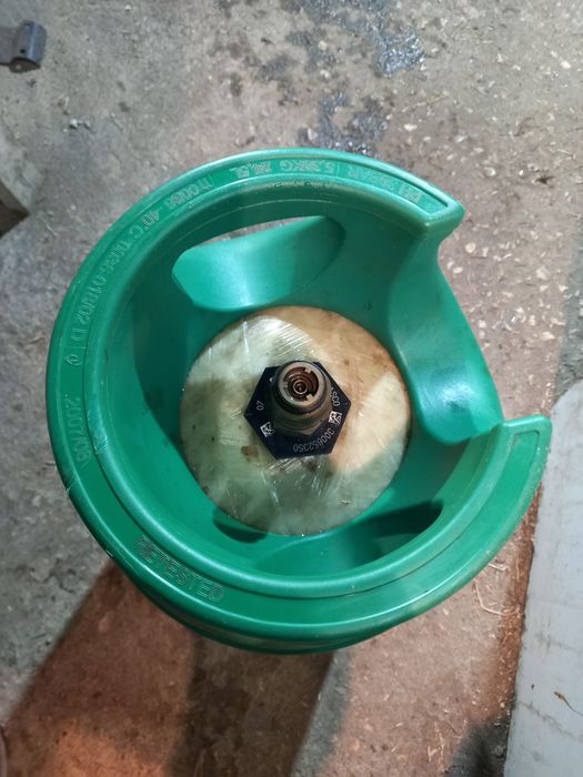 Garrafa de gaz vazia