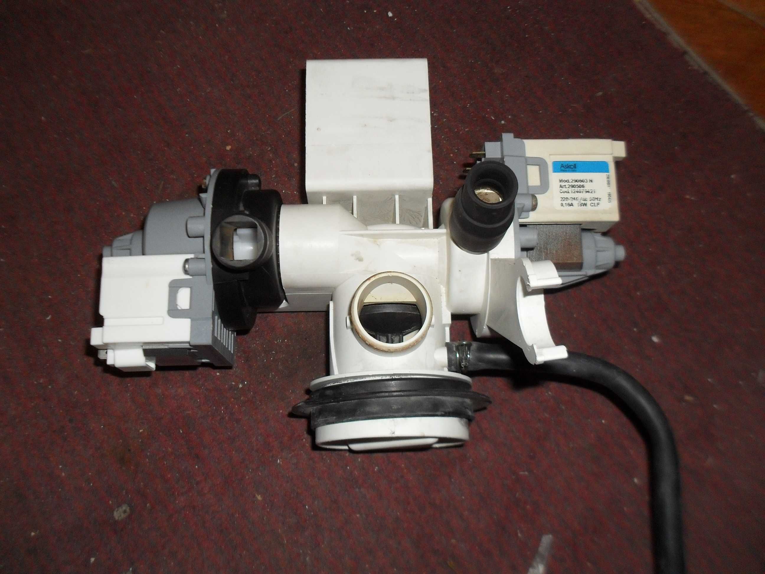 Продам восстановленную стиральную машинку AEG Lavamat 88840, 5кг