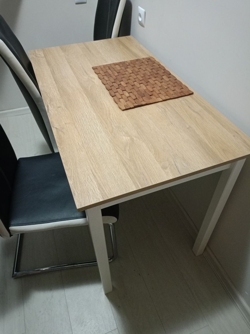 Stół kuchenny stół