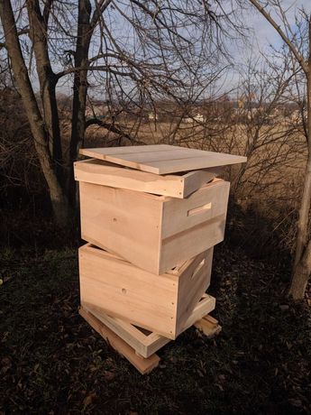 Продам улей для пчел многокорпусный 10 рамок дадан