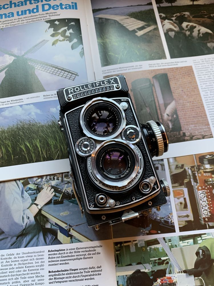 Rolleiflex 3.5 E з об’єктивом Schneider-Kreuznach Xenotar 75 мм f/3.5