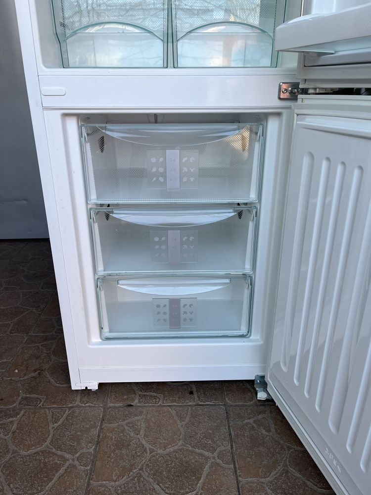 Холодильник Liebherr Висота 185 см.Стан ідеальний