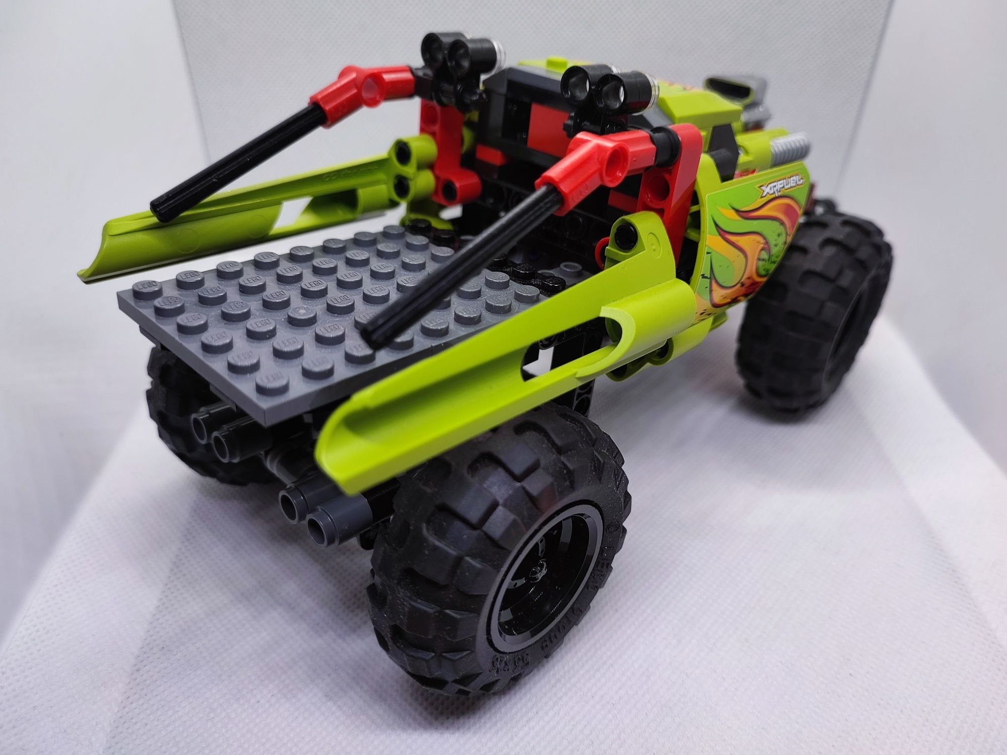 LEGO® 8137 Racers - Booster Beast + 8141 Racers - Off Road Power