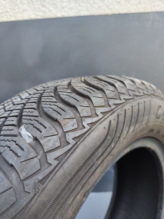 Шина 195/65r15 розпаровка одиночка Goodyear vector 4-season Gen-2