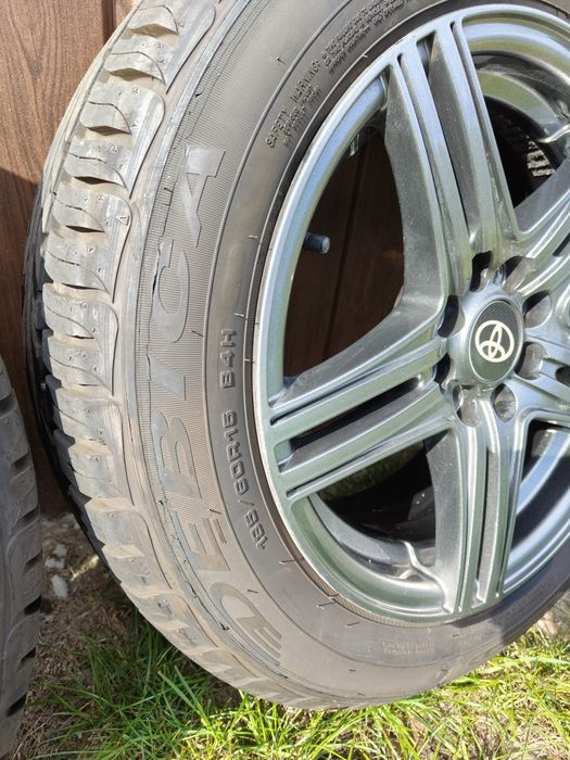 Felgi po renowacji z oponami letnimi  185/60/15