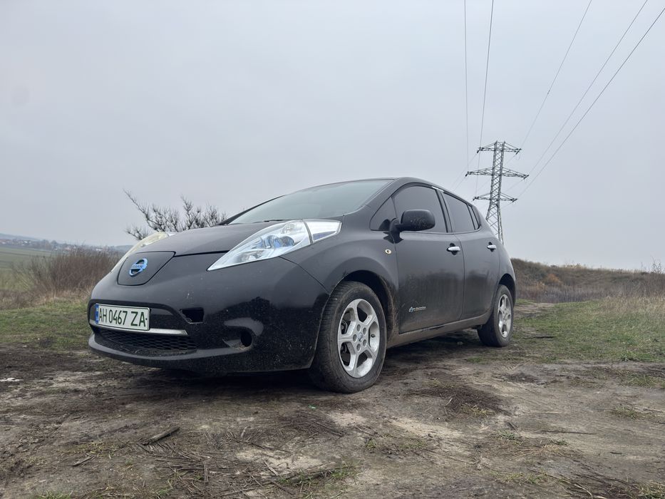 Нісан Ліф Електричка