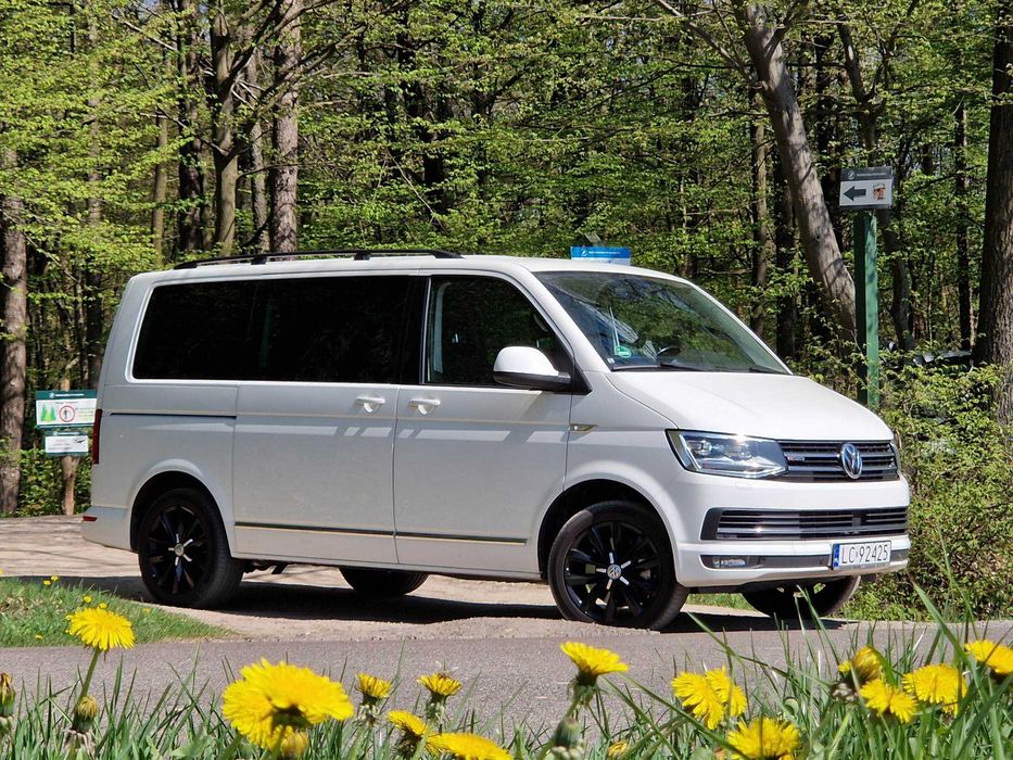 Wynajem busa VW multivan 7 - osobowy