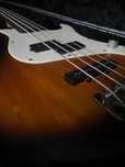 Baixo Cort GB-PJ 2STS