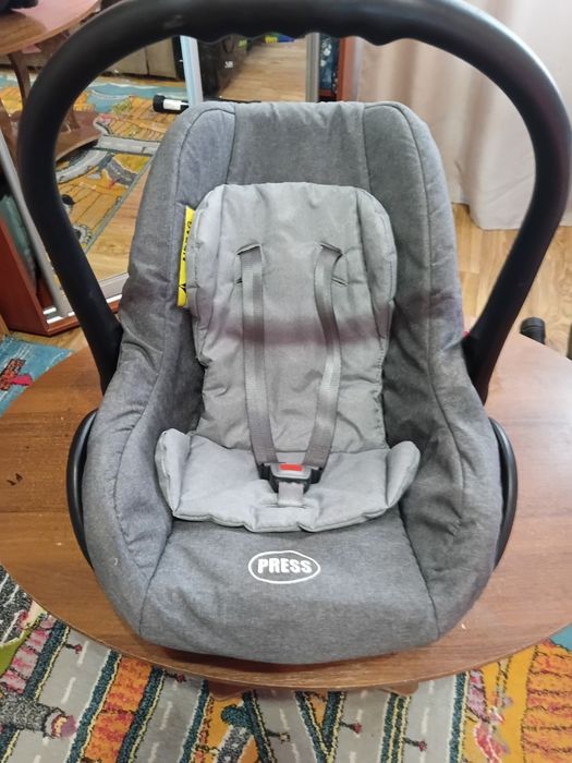 Детское автокресло от 0-10кг.