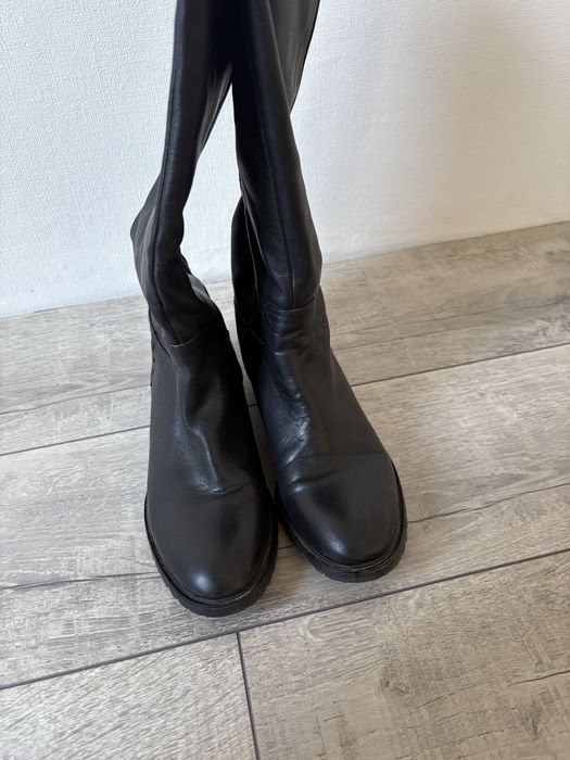 Продам кожанные сапоги Vitto Rossi 38 размера